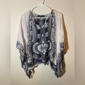 Forever 21 Boho Poncho Top Size S Blue & White